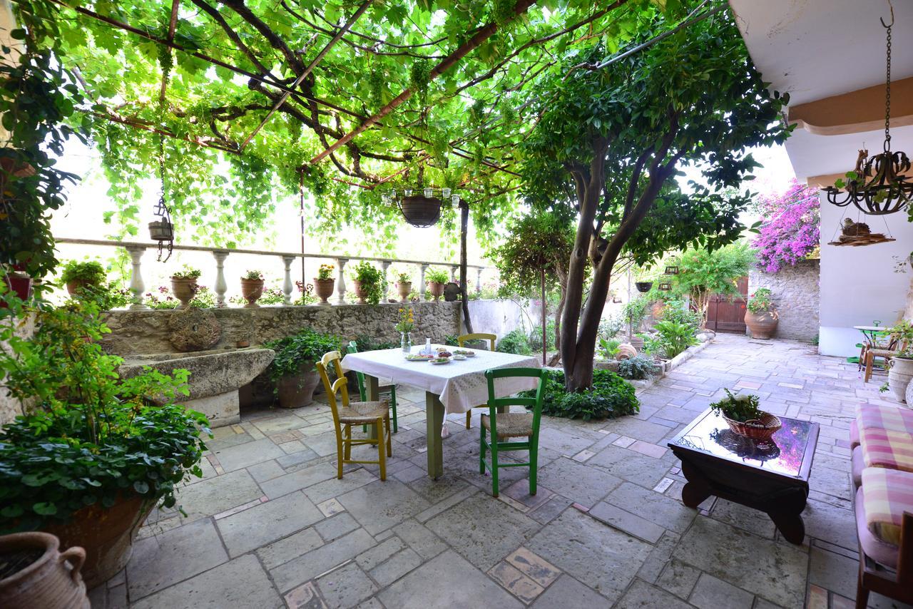 Viglatoras Apartment Sarkhos Bagian luar foto