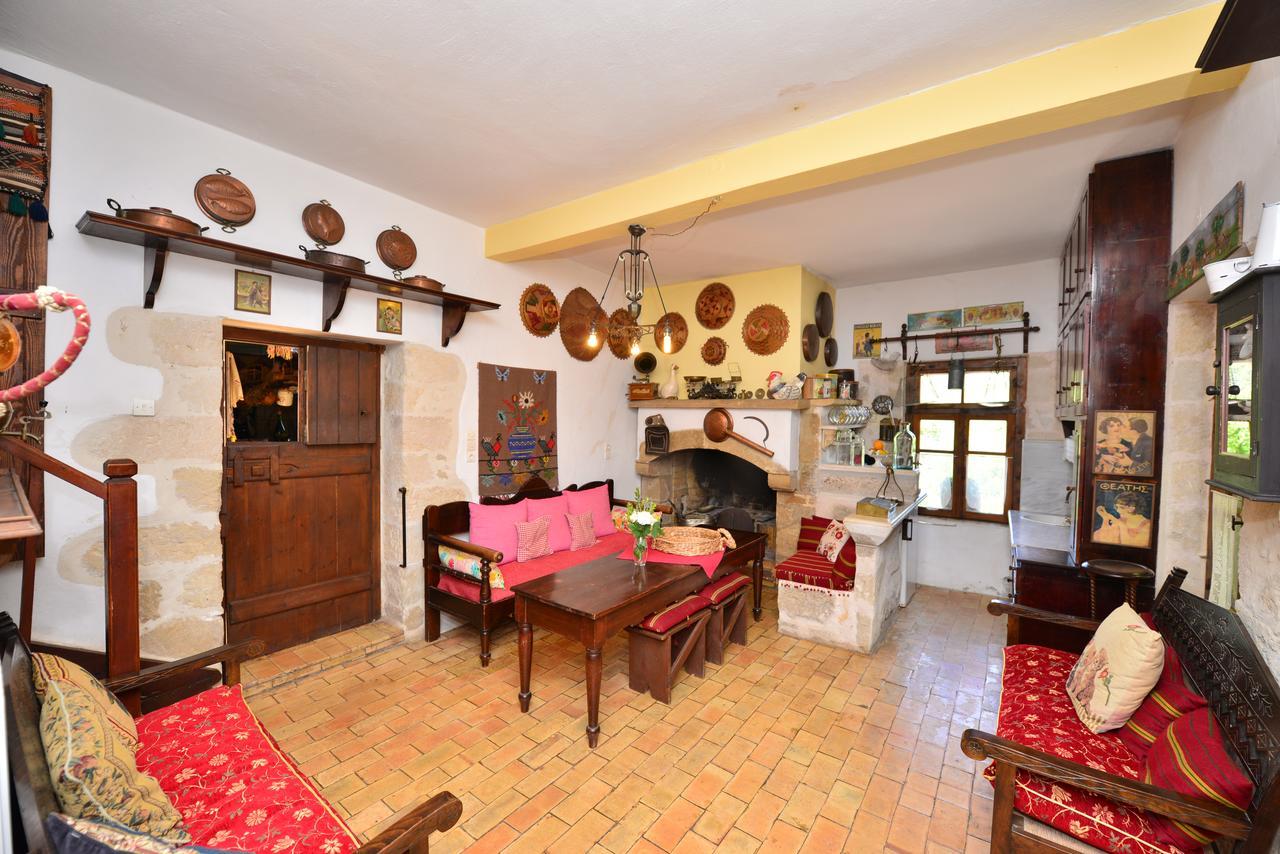 Viglatoras Apartment Sarkhos Bagian luar foto