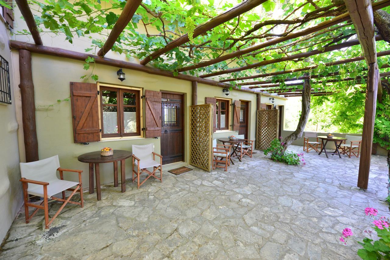 Viglatoras Apartment Sarkhos Bagian luar foto
