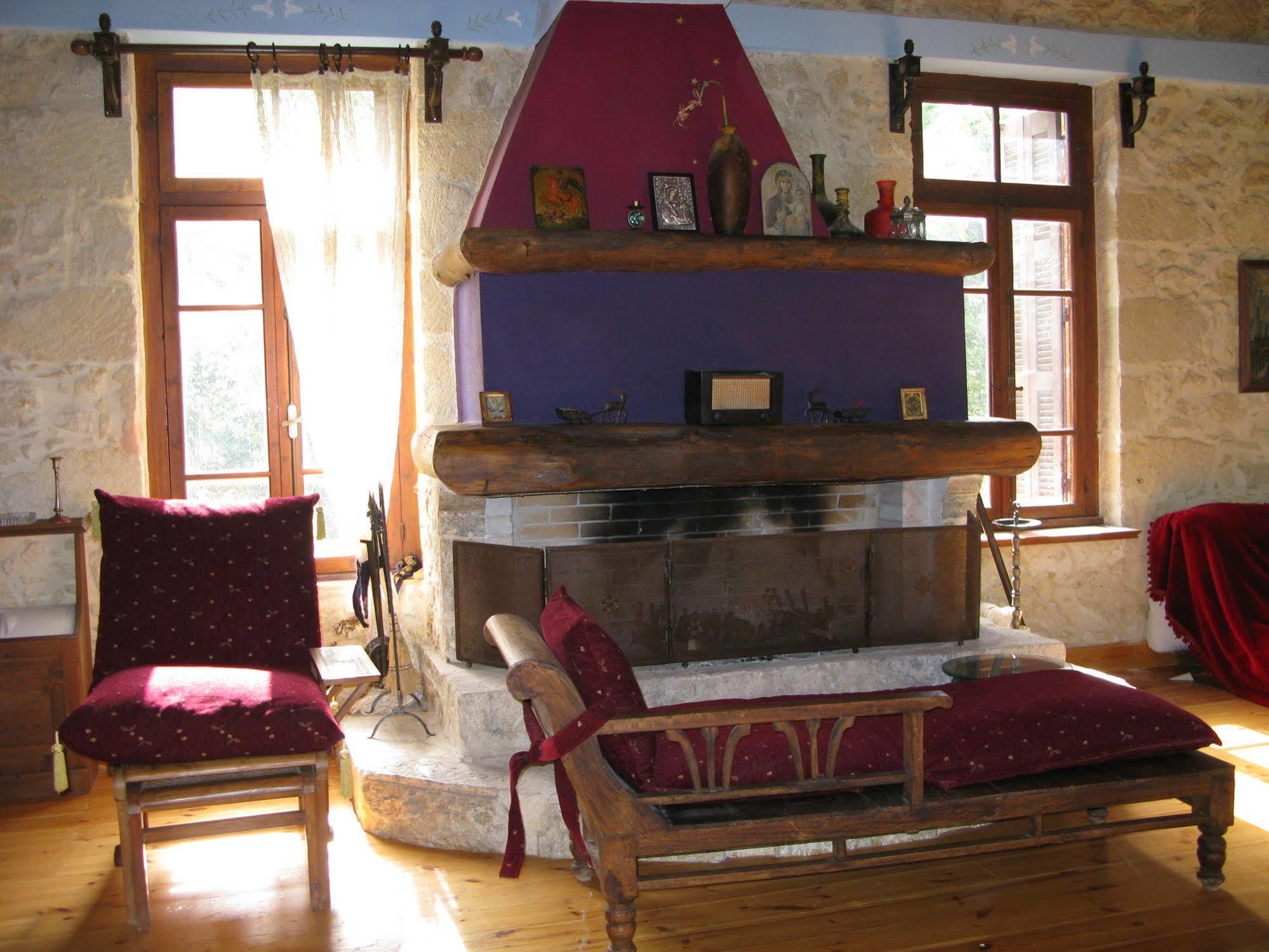 Viglatoras Apartment Sarkhos Bagian luar foto